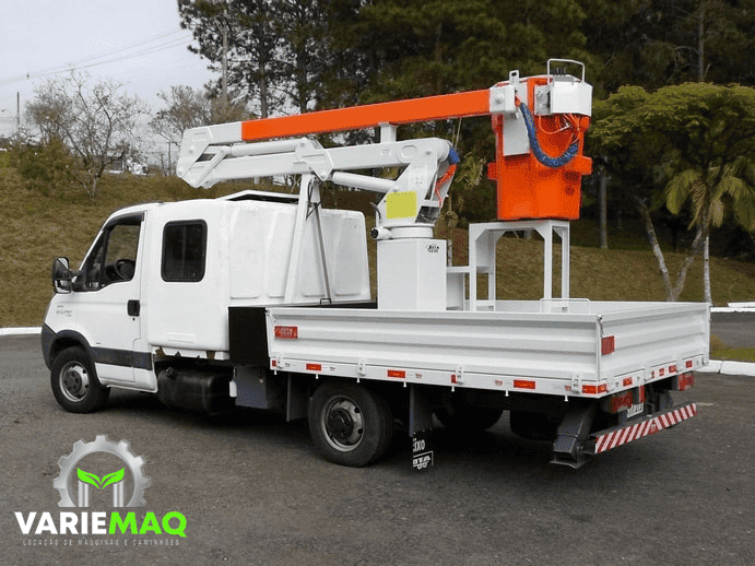 Caminhonete S10 Cesto Aéreo Isolado