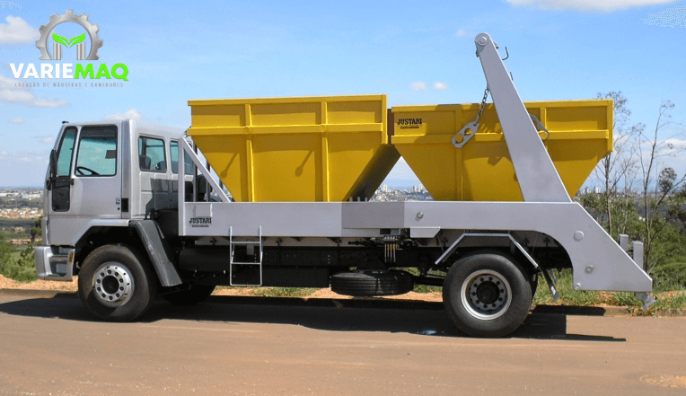 Caminhão Poli Guindaste / Bruck